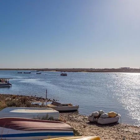 Brisa Do Mar, River Front Apartment